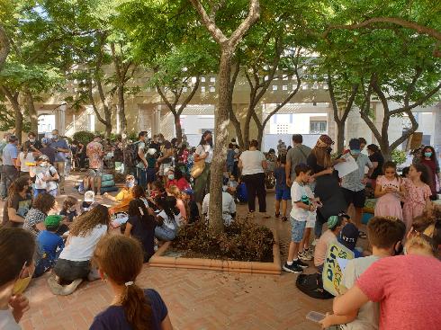 מחאת תלמידי הניסוי בכיכר ספרא