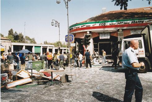 הפיגוע בסבארו, אוגוסט 2001
