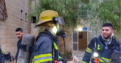 השריפה בגילה. צילום: כיבוי והצלה מחוז ירושלים, אריק אבולוף